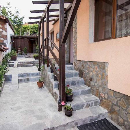 Фън Шуй Къща За Гости 88 Dobrinishte Exterior photo