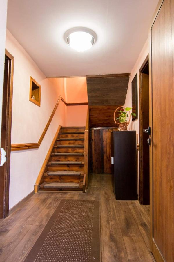 Фън Шуй Къща За Гости 88 Dobrinishte Exterior photo